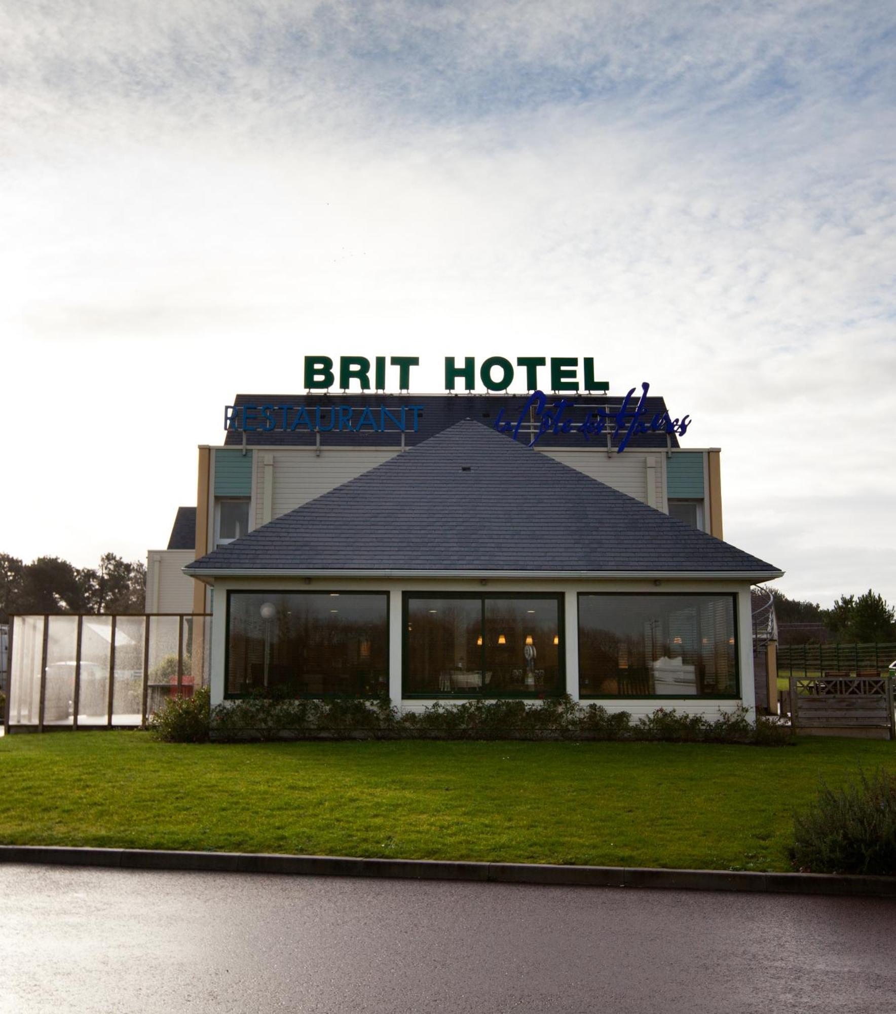 Brit Hotel De La Cote Des Havres Lessay Exterior foto